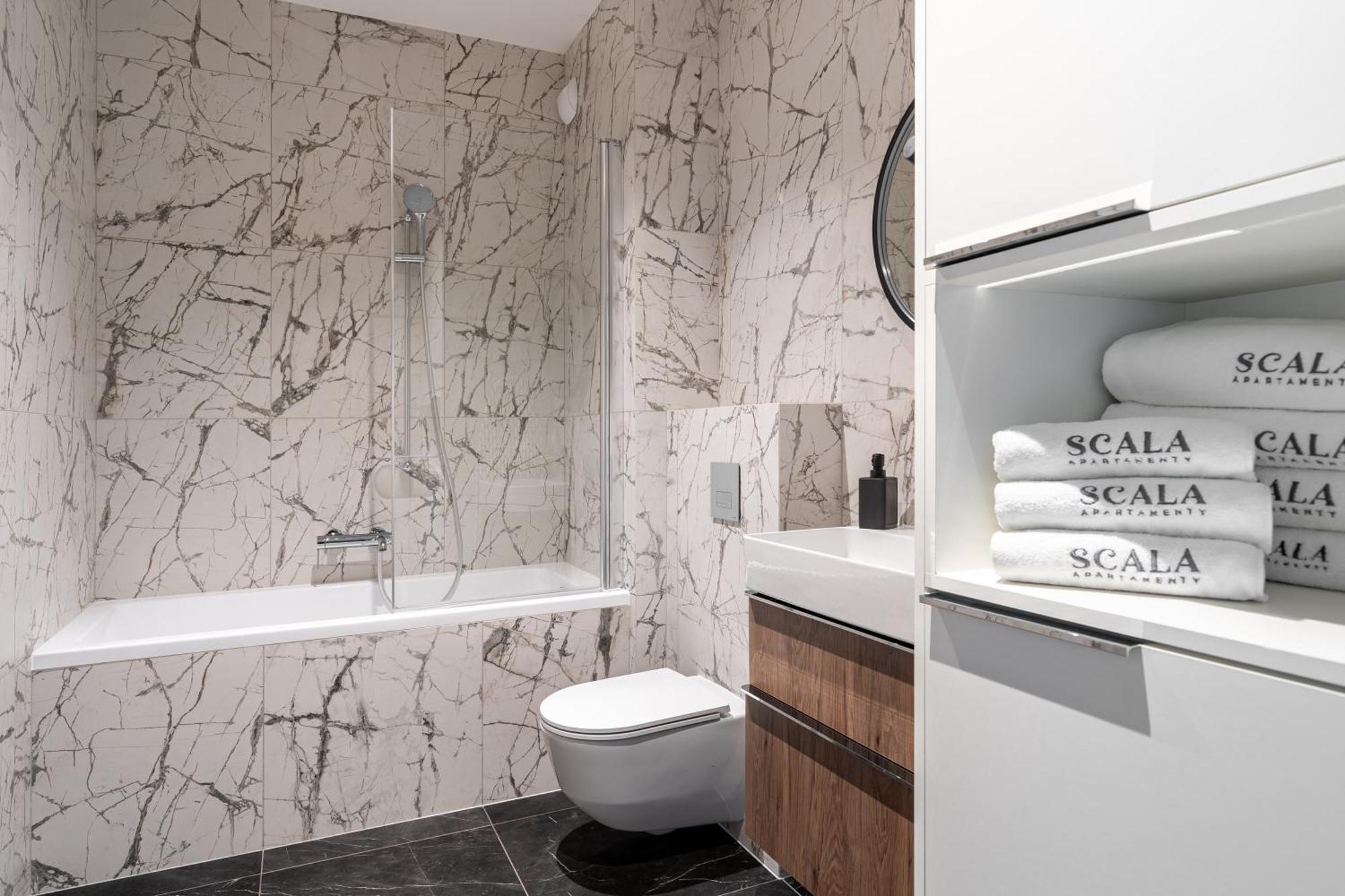Scala 60C City Center Apartments With Parking By Lion Apartments Gdańsk Buitenkant foto